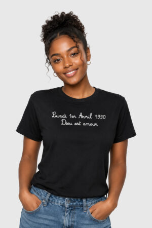Dieu est amour | Haitian School Memory Organic T-Shirt